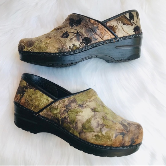 Sanita Shoes - Sanita Danish Clogs Fall Leaves, 8